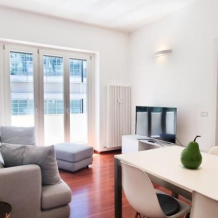 Joivy Superb Flat, 2 Balconies & Skyscrapers View Apartman Milánó Kültér fotó