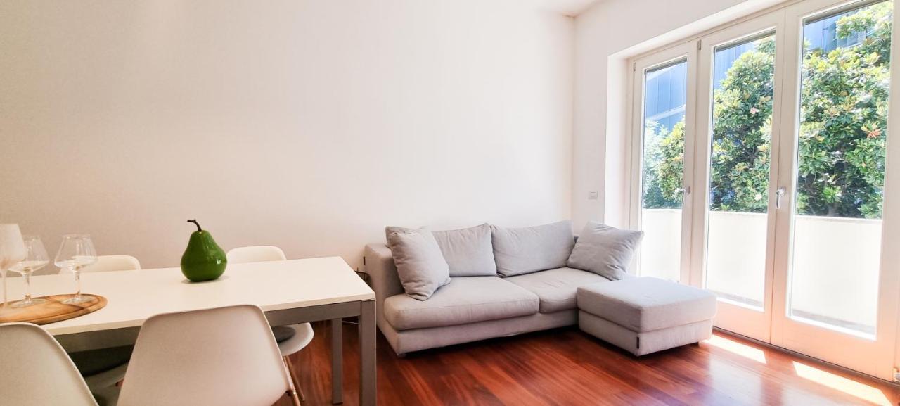 Joivy Superb Flat, 2 Balconies & Skyscrapers View Apartman Milánó Kültér fotó